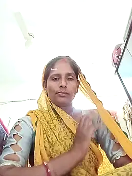 Snapshot of Pirvesh_singh chatting on November 15, 2025, 6:39 am Pirvesh singh online show from November 15, 2025, 6:39 am