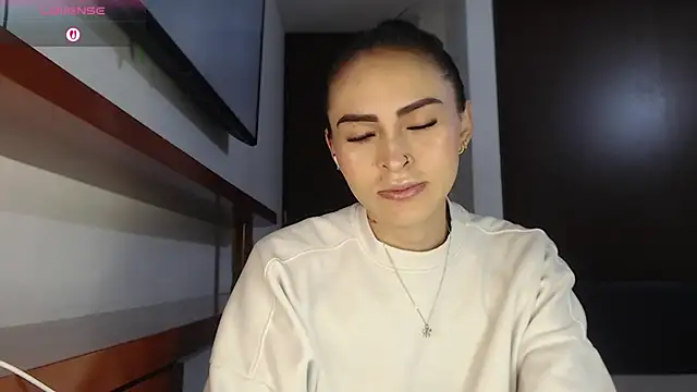 Snapshot of Linda__fiore chatting on February 24, 2026, 6:03 am Linda fiore online show from February 24, 2026, 6:03 am