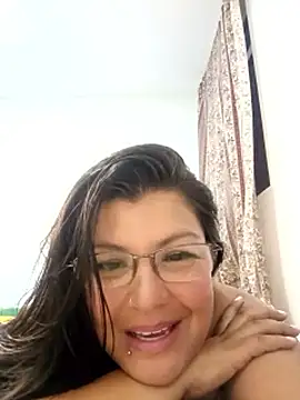 Snapshot of CelesteAlvarez1989 chatting on April 29, 2026, 4:49 am CelesteAlvarez1989 online show from April 29, 2026, 4:49 am