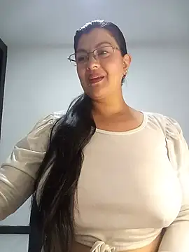 Snapshot of CelesteAlvarez1989 chatting on June 2, 2026, 3:17 am CelesteAlvarez1989 online show from June 2, 2026, 3:17 am