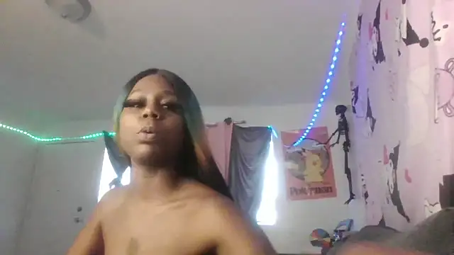 Snapshot of Mistresslucyxxx chatting on February 4, 2026, 11:55 pm Mistresslucyxxx online show from February 4, 2026, 11:55 pm