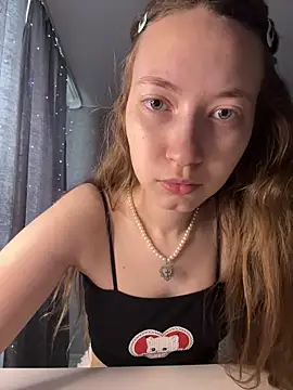 Holy Poly online show from February 2, 2026, 7:51 am