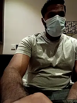 Snapshot of frolicme456 chatting on November 17, 2025, 1:59 pm frolicme456 online show from November 17, 2025, 1:59 pm