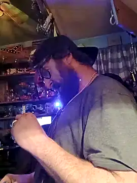 paypapoppa online show from March 6, 2026, 7:58 am