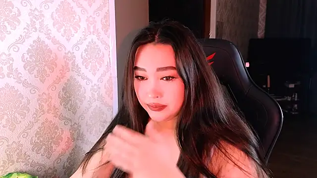 Emma Uilson online show from December 14, 2025, 1:23 am