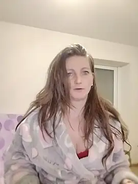 CrazyMaya39 online show from May 19, 2026, 9:11 pm