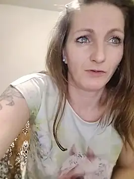 CrazyMaya39 online show from May 26, 2026, 12:20 am