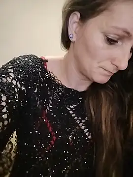 CrazyMaya39 online show from May 16, 2026, 9:25 pm