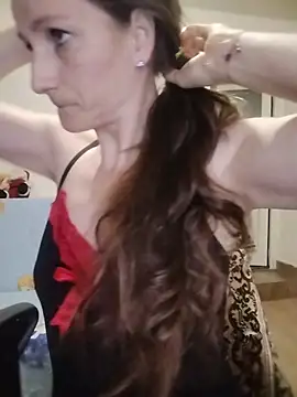 CrazyMaya39 online show from May 14, 2026, 9:56 pm