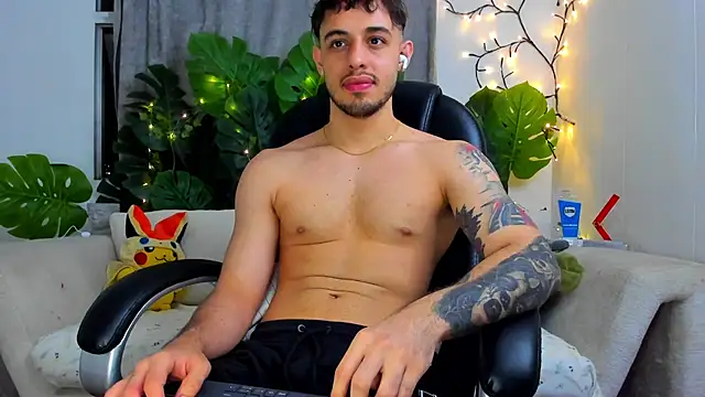 Snapshot of Austin_coljs chatting on March 14, 2026, 3:23 am Austin coljs online show from March 14, 2026, 3:23 am