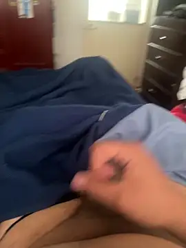 Snapshot of cris1122 chatting on November 28, 2025, 1:11 pm cris1122 online show from November 28, 2025, 1:11 pm