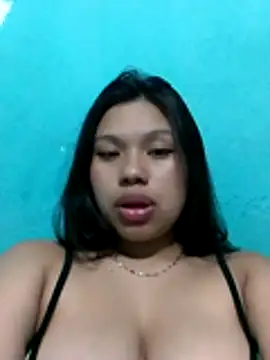 Snapshot of ZoeClarkk_ chatting on November 28, 2025, 3:07 am ZoeClarkk online show from November 28, 2025, 3:07 am