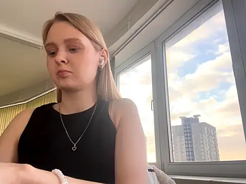 Snapshot of PaulitaSolow chatting on November 16, 2025, 7:02 am PaulitaSolow online show from November 16, 2025, 7:02 am