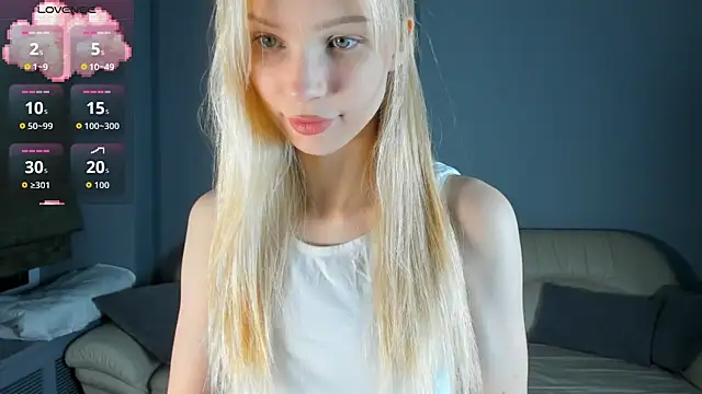 Snapshot of 18ki_ra18 chatting on November 15, 2025, 6:56 pm 18ki ra18 online show from November 15, 2025, 6:56 pm