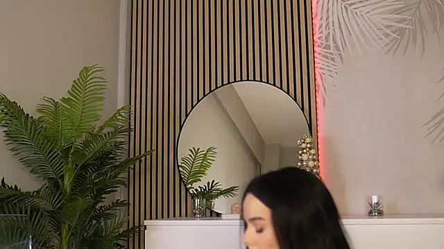 Snapshot of Miss_Denisse chatting on December 15, 2025, 8:47 pm Miss Denisse online show from December 15, 2025, 8:47 pm