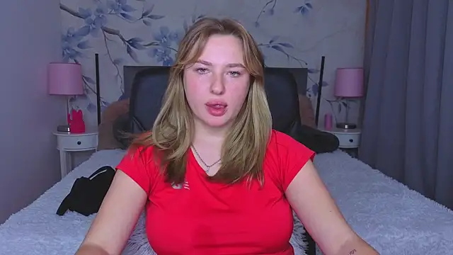 Sweetie kitty1 online show from November 23, 2025, 1:43 pm