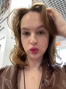 hani obsessed online show from March 31, 2026, 11:34 am