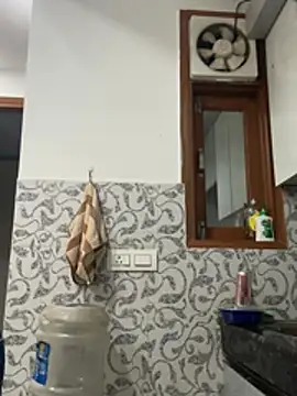 sexyayeshadesi online show from April 20, 2026, 11:35 am