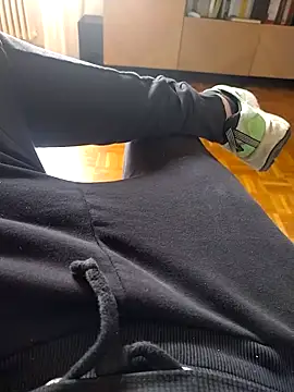 Ilsexyvizietto online show from March 18, 2026, 11:57 am