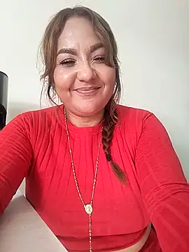 Snapshot of YessikaBaker1_ chatting on November 14, 2025, 7:39 pm YessikaBaker1 online show from November 14, 2025, 7:39 pm