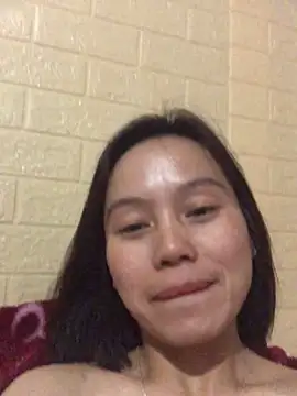 Trangbabylove online show from December 2, 2025, 12:22 am