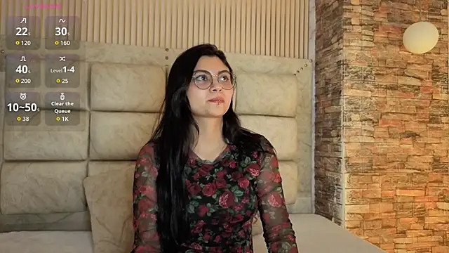 Lucy Belmont online show from November 14, 2025, 7:50 pm