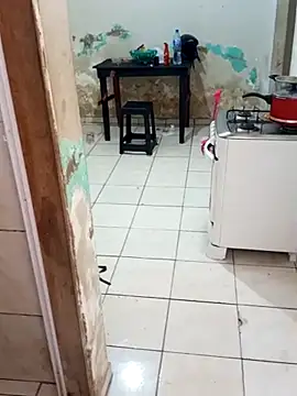 Snapshot of putinha__esthefany chatting on November 18, 2025, 11:46 am putinha esthefany online show from November 18, 2025, 11:46 am