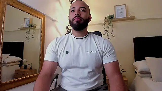 Chris Varden online show from May 21, 2026, 3:37 am
