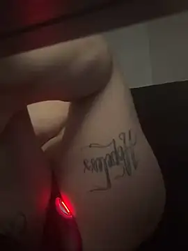 sofrancy online show from February 11, 2026, 9:58 pm