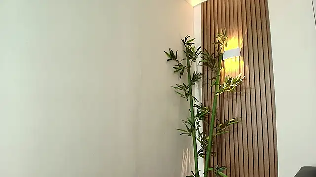 Emily Frostt online show from May 1, 2026, 11:37 am