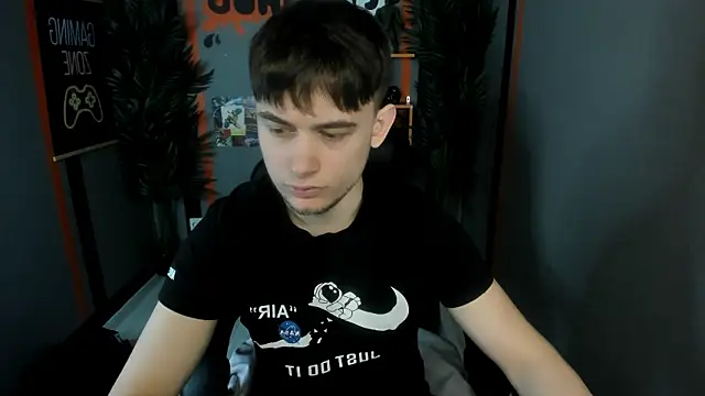 Snapshot of AlejandroEllias chatting on March 21, 2026, 11:36 am AlejandroEllias online show from March 21, 2026, 11:36 am