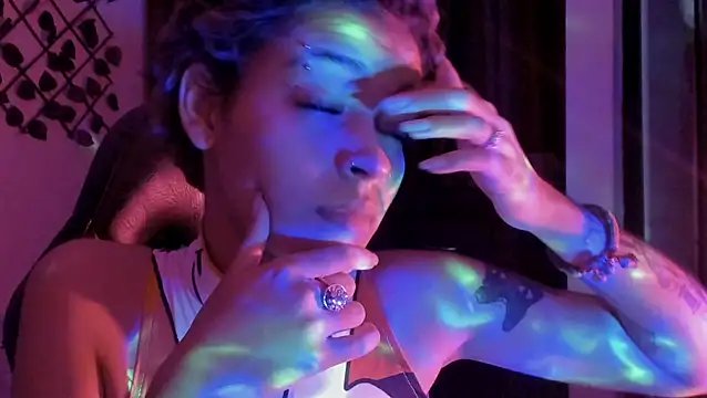 Snapshot of Anny_Kiitty chatting on February 4, 2026, 3:12 am Anny Kiitty online show from February 4, 2026, 3:12 am