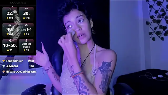 Snapshot of Anny_Kiitty chatting on April 7, 2026, 3:52 am Anny Kiitty online show from April 7, 2026, 3:52 am