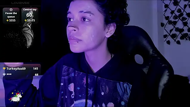 Snapshot of Anny_Kiitty chatting on April 15, 2026, 1:00 am Anny Kiitty online show from April 15, 2026, 1:00 am