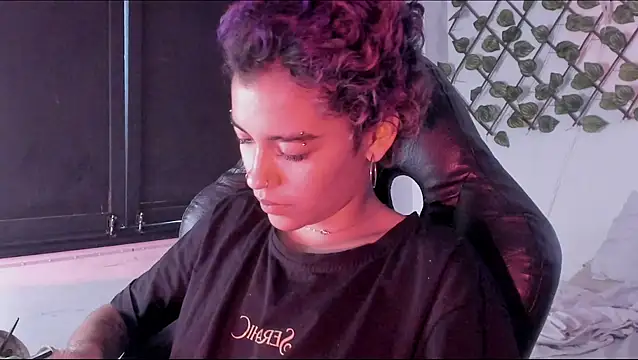 Snapshot of Anny_Kiitty chatting on February 24, 2026, 7:48 pm Anny Kiitty online show from February 24, 2026, 7:48 pm