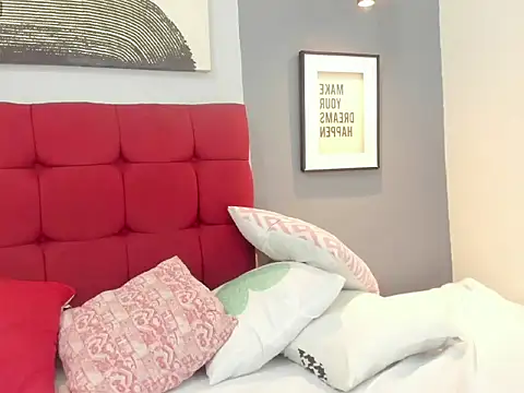 Alondra Tits online show from November 21, 2025, 12:37 pm