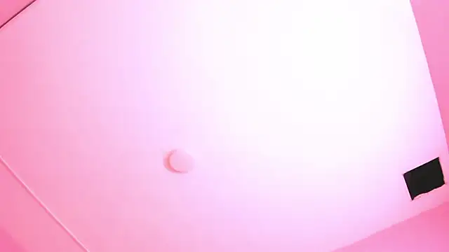 Snapshot of Milu_carbajal_x chatting on March 7, 2026, 3:46 am Milu carbajal x online show from March 7, 2026, 3:46 am