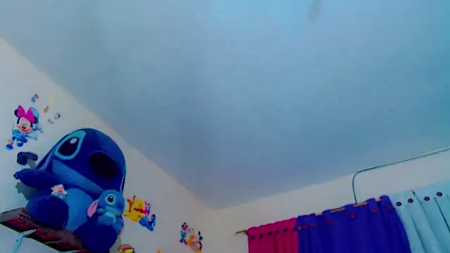 Snapshot of Kendall_Pamela1 chatting on March 22, 2026, 5:03 pm Kendall Pamela1 online show from March 22, 2026, 5:03 pm
