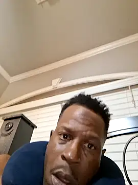 Snapshot of yourboy501withthebig1 chatting on June 8, 2026, 3:18 am yourboy501withthebig1 online show from June 8, 2026, 3:18 am