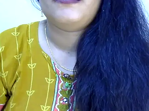 Muskan Jha online show from May 19, 2026, 2:02 pm