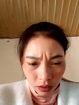 Snapshot of _Su-Su_ chatting on November 19, 2025, 7:08 am Su-Su online show from November 19, 2025, 7:08 am