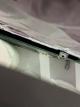 yassssst online show from April 10, 2026, 2:46 pm