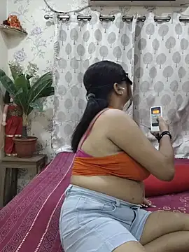 Snapshot of Cute-richa1 chatting on May 22, 2026, 5:00 pm Cute-richa1 online show from May 22, 2026, 5:00 pm