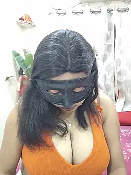 Snapshot of Cute-richa1 chatting on May 24, 2026, 3:12 pm Cute-richa1 online show from May 24, 2026, 3:12 pm