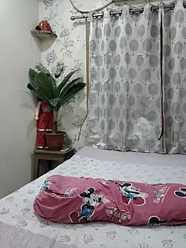 Snapshot of Cute-richa1 chatting on April 18, 2026, 7:07 pm Cute-richa1 online show from April 18, 2026, 7:07 pm