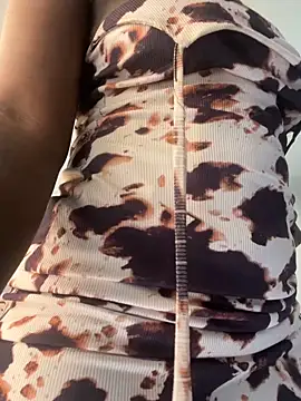 bigass256 online show from April 12, 2026, 8:39 am