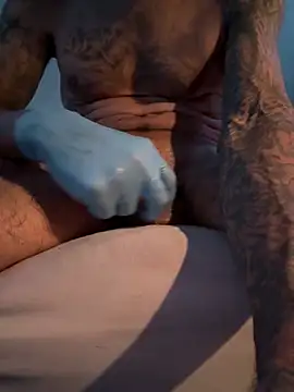 CarlosStillBig online show from January 16, 2026, 4:27 am