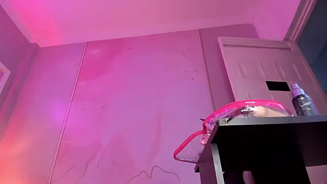 Kendall curves online show from April 11, 2026, 3:25 am