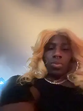 Snapshot of Motherbigbus chatting on January 12, 2026, 2:18 am Motherbigbus online show from January 12, 2026, 2:18 am