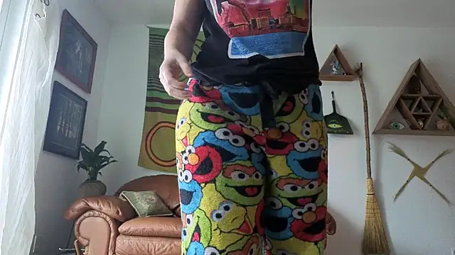 bruisedblossoms online show from March 13, 2026, 5:40 pm